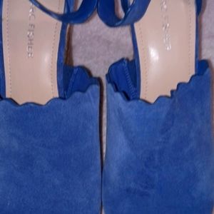 Marc Fisher Periwinkle Blue Platform Sandals size 8.5